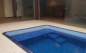 Casa Temporada Olimpia 9 pessoas com Piscina / Hidro
